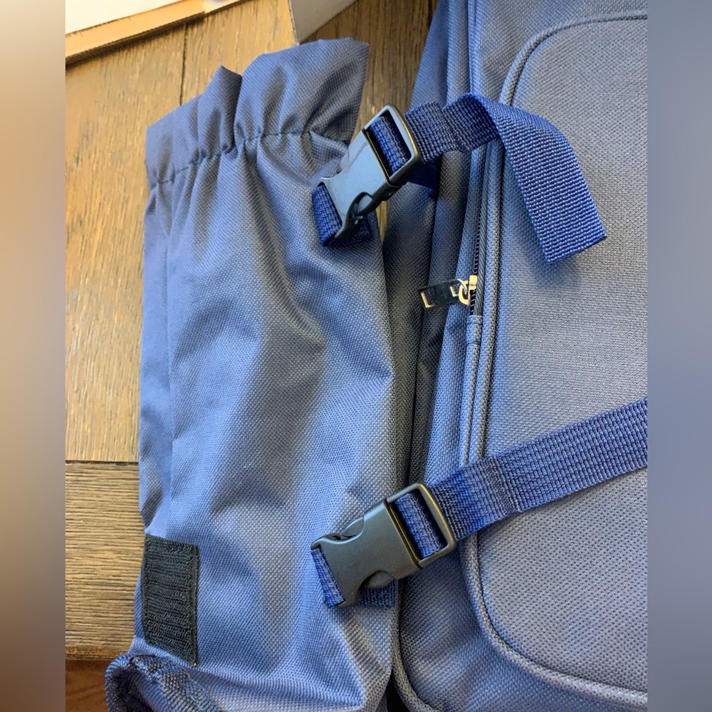 Picnic Backpack for 2 w/Bottle Holder & Blanket Insulated Pocket - Picture 6 of 9